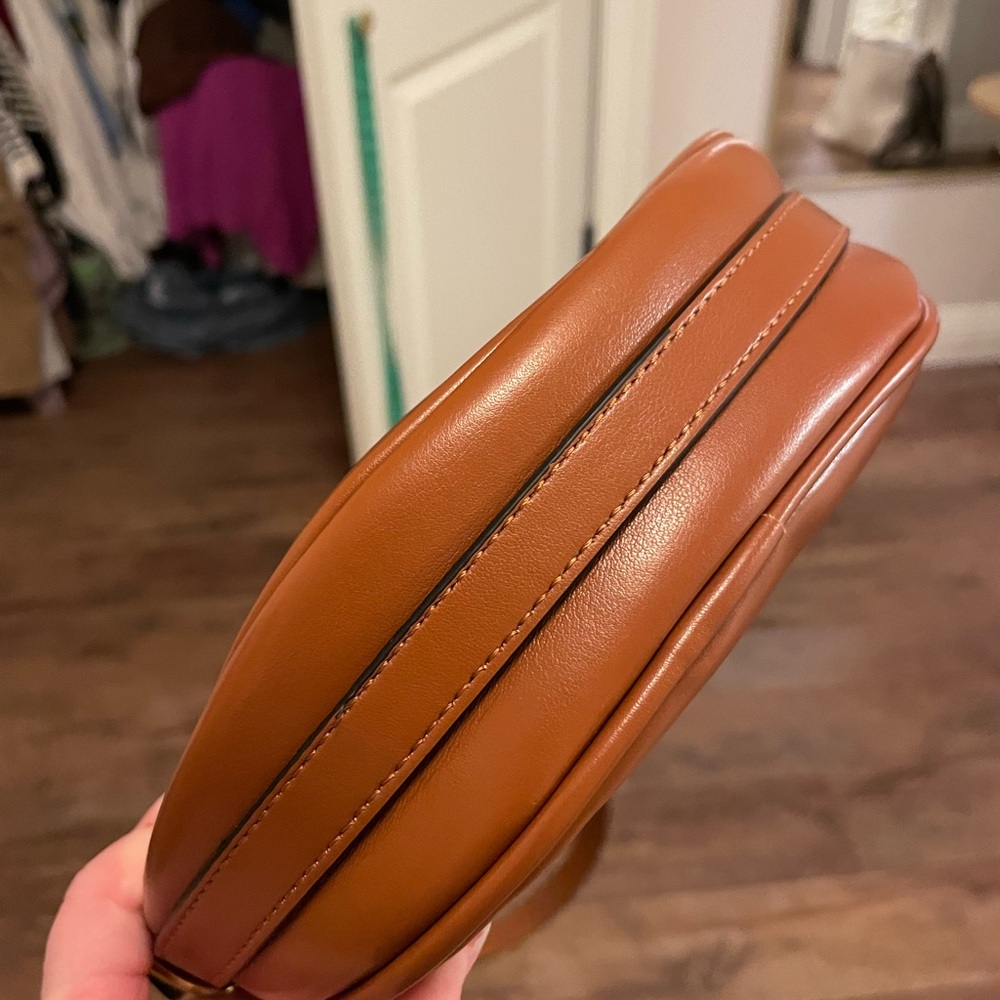 Camel brown saddle bag “arqué” - Picture 7 of 8
